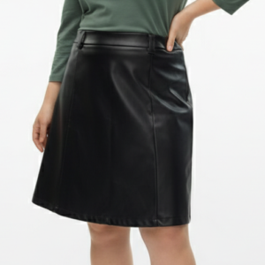 falda de efecto piel silla – vero moda curve